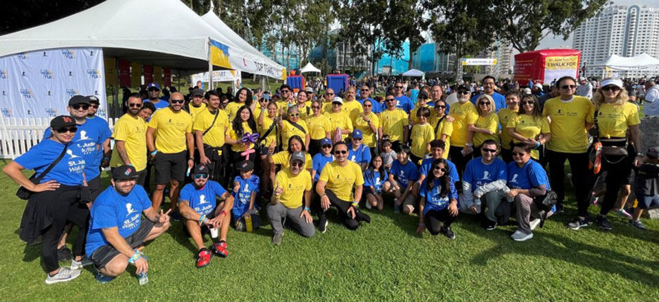 Photo of Domino's team members participating at a St. Jude Run/Walk event